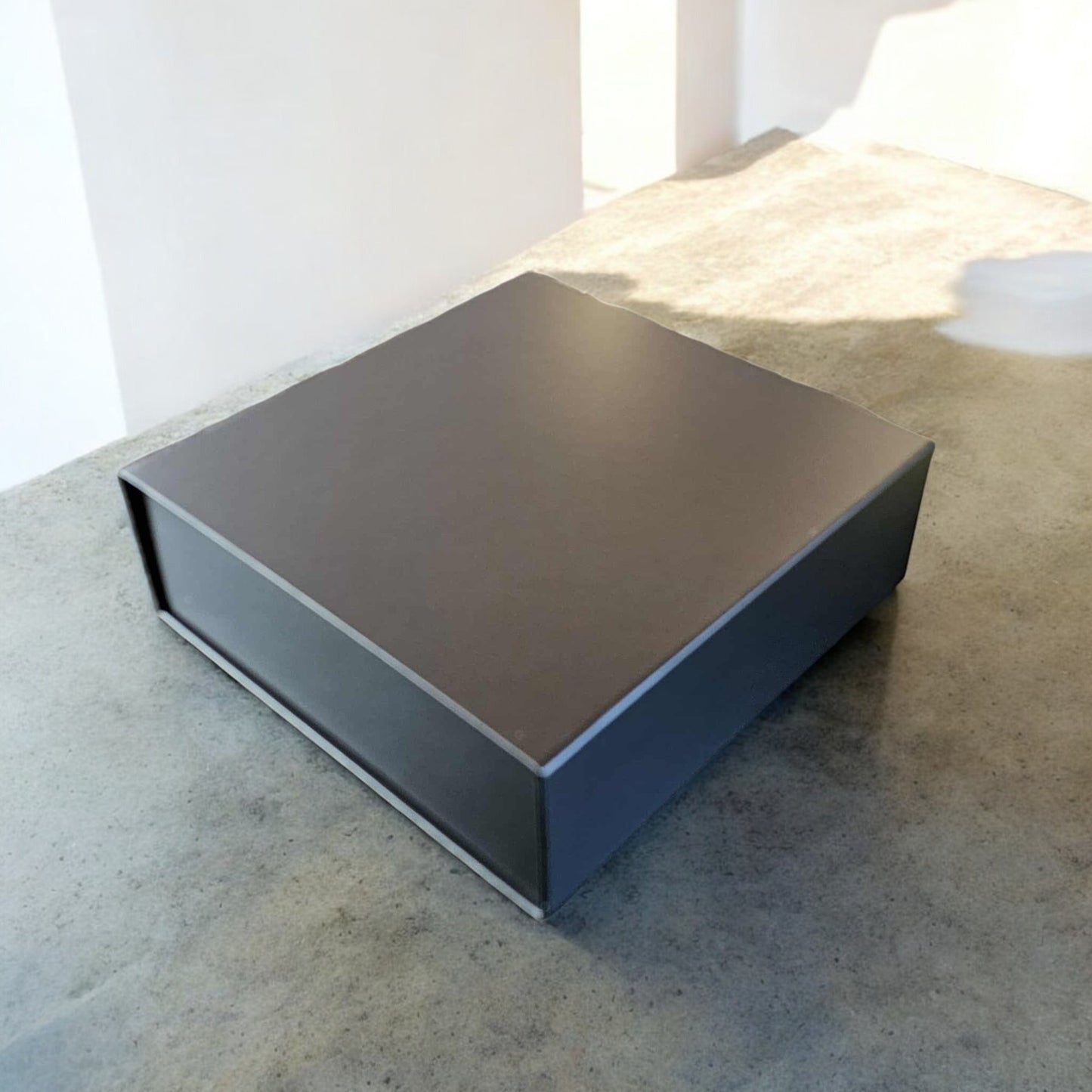 Magnetic Closure Gift Box - Medium