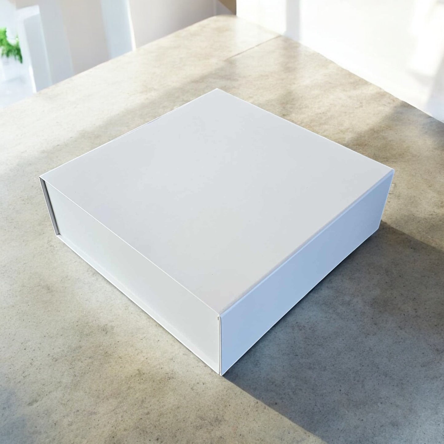 Magnetic Closure Gift Box - Medium
