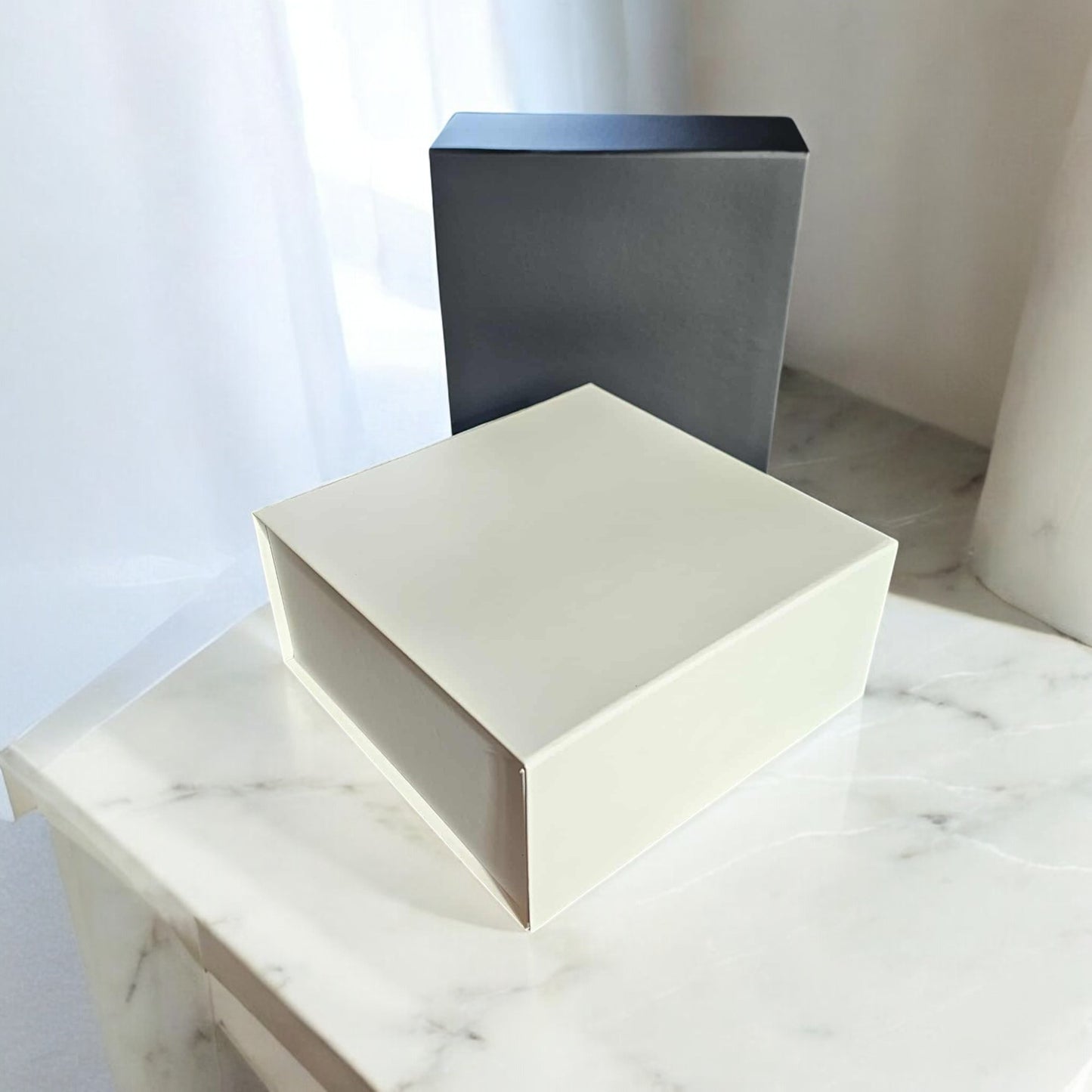 Magnetic Closure Gift Box - Small
